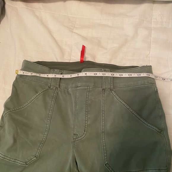 SPANX Stretch Twill Cargo Pants - Picture 7 of 7
